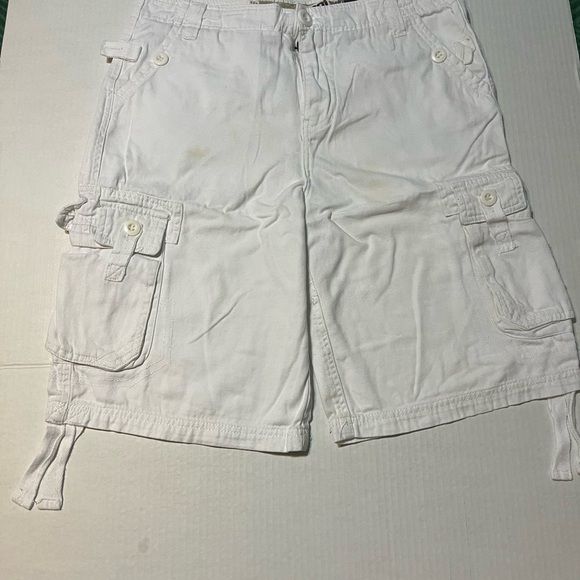 Boy’s White Cargo Shorts - Picture 2 of 7